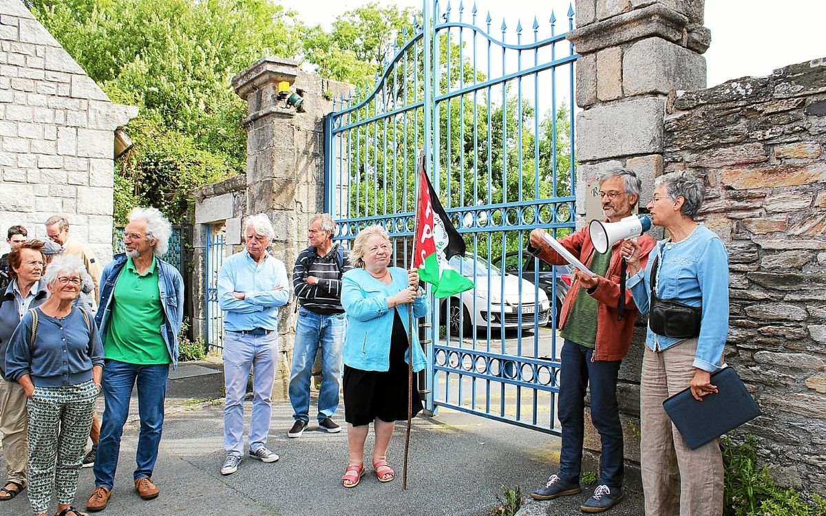 À Lannion, France-Palestine solidarité interpelle le député Bothorel        (LT.fr 18/10/2023)