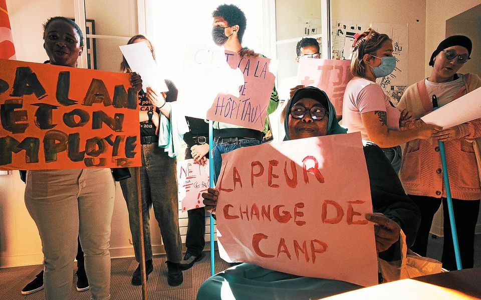 À Rennes, 50 manifestants font irruption dans les bureaux du CHU. (LT.fr – 10/10/23)