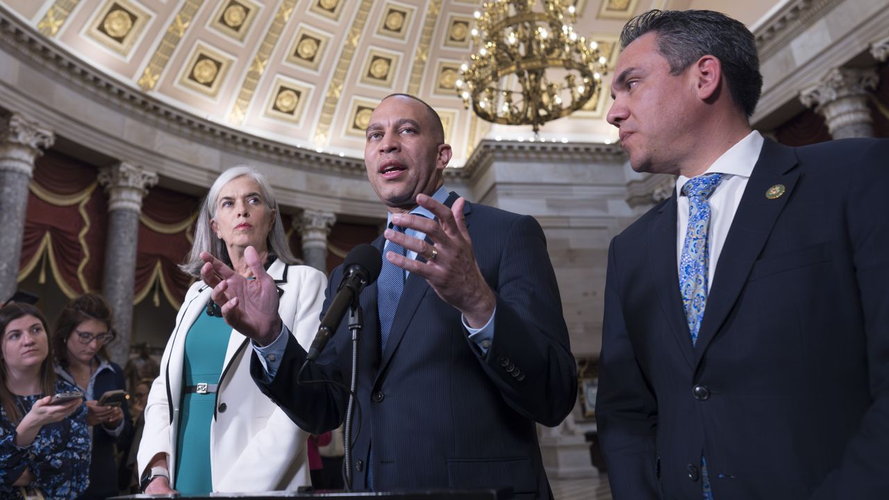 Des « progressistes » et membres des Socialistes démocrates d’Amérique votent pour financer la guerre impérialiste contre la Russie et la Chine. (WSWS – 23/04/24)