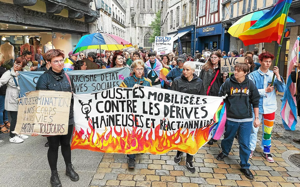 À Quimper, près de 300 personnes à la marche des fiertés « militante et revendicative » (LT.fr-15/06/24)