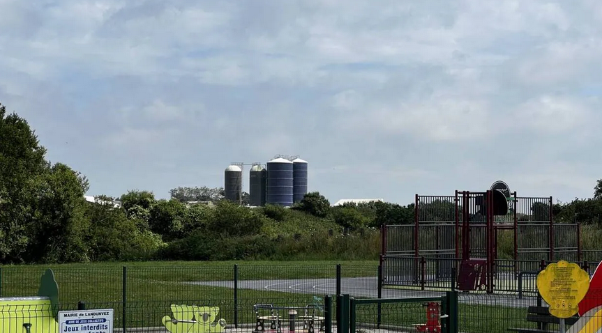 Législatives 2024 (Brest rural).            À Landunvez, quel rôle peut jouer la «mégaporcherie» aux élections ? (OF.fr-22/06/24)