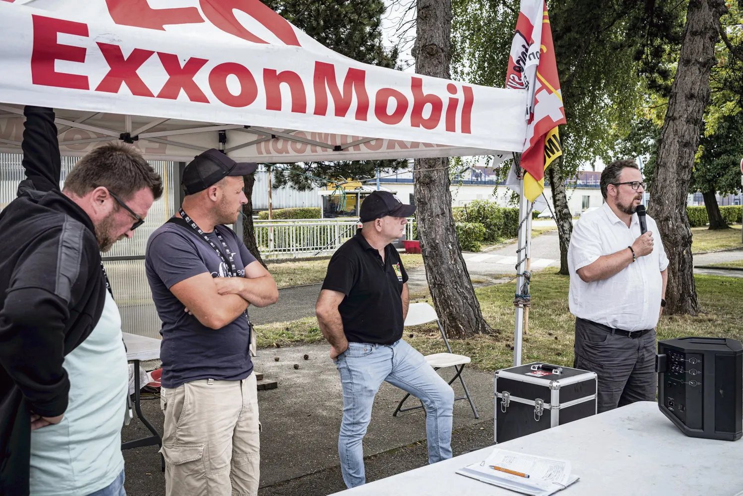 ExxonMobil : les salariés syndicats refusent le PSE et lancent la bataille pour sauver l’emploi (H.fr-7/08/24)