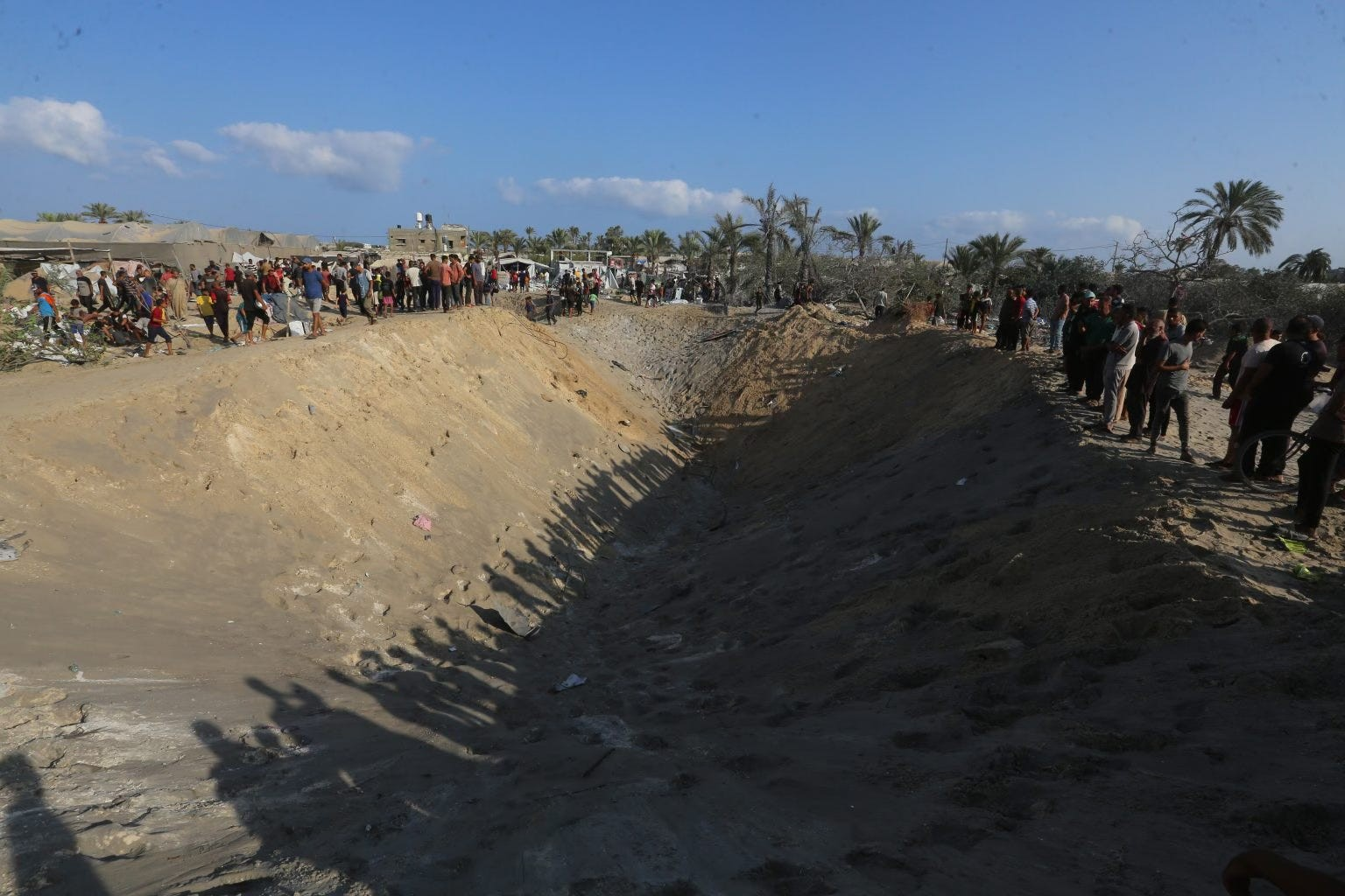 Autour de moi, tout s’est disloqué : Israël commet un nouveau massacre dans la “zone sûre” de Gaza. (SOFS – 11/09/24)