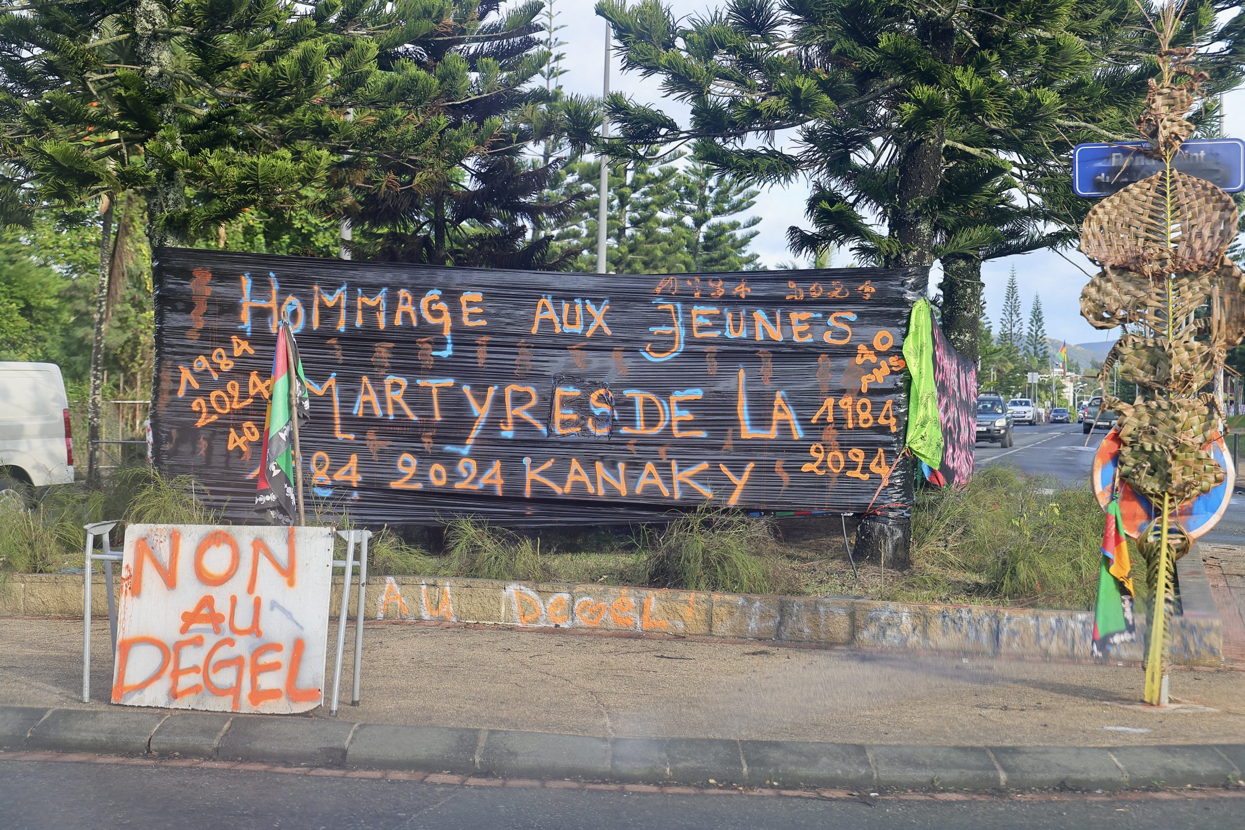 Kanaky-Nouvelle-Calédonie : deux hommes tués par le GIGN, le FLNKS dénonce des « méthodes barbares ». (L’Humanité – 19/09/24)