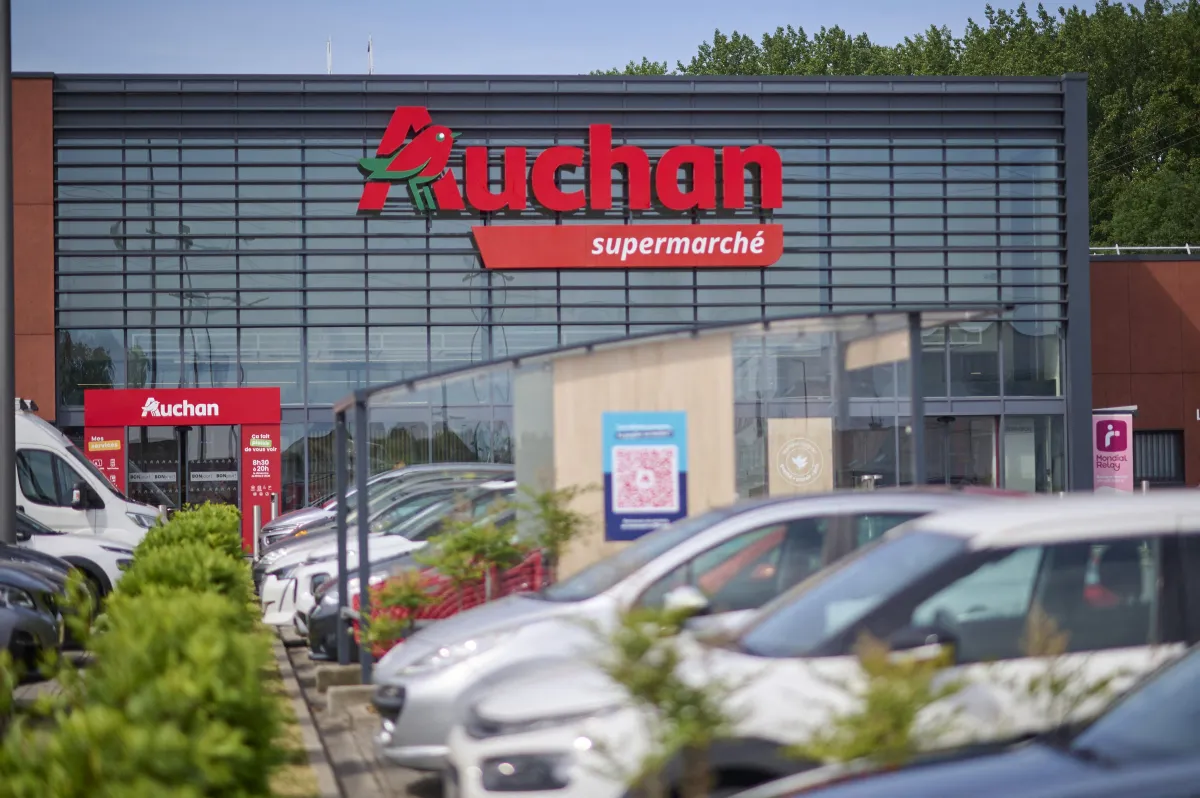Auchan annonce vouloir supprimer plus de 2 300 emplois : les postes impactés (H.fr-5/11/24)