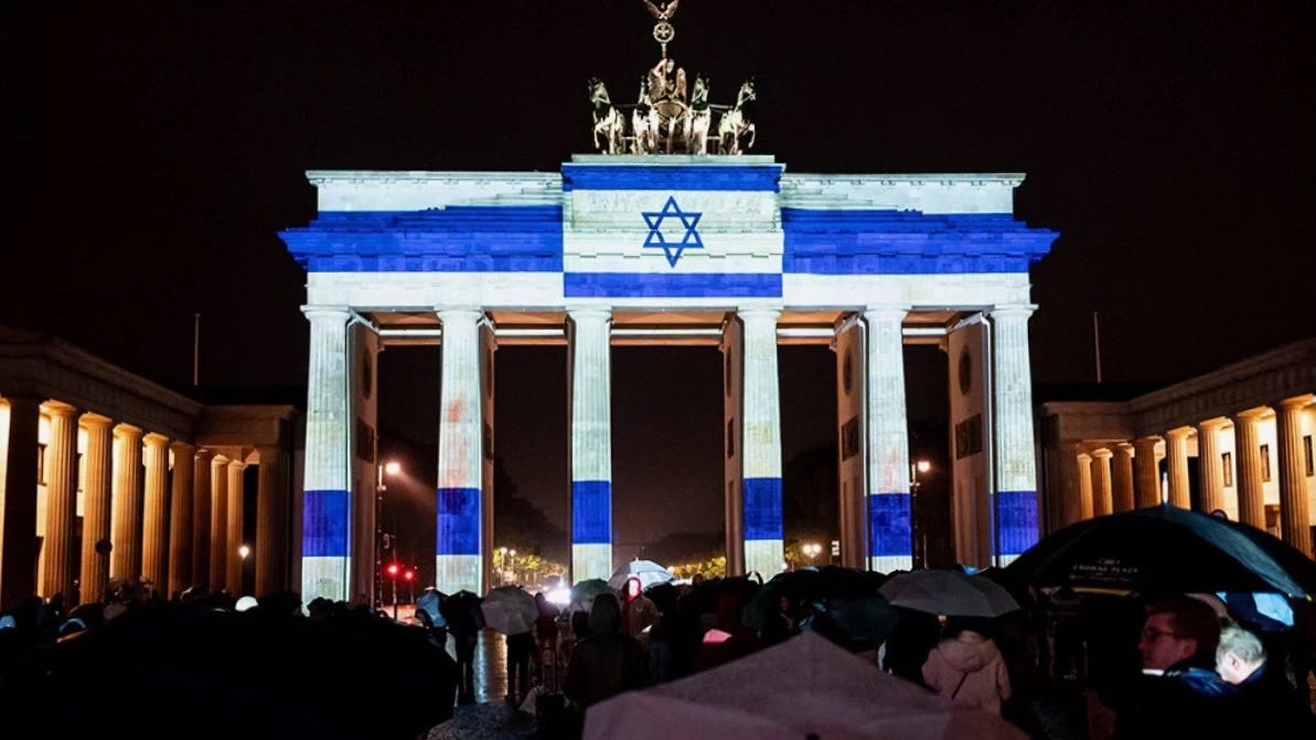 Londres confirme l’exécution de la décision de la CPI, mais l’Allemagne refuse en invoquant “son passé nazi”. (SFOS – 23/11/24)