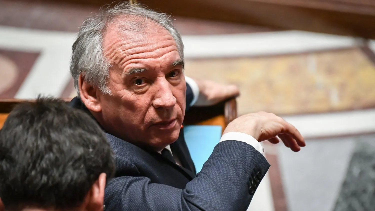 Budget 2025 : au Sénat, François Bayrou dégaine amendements sur amendements sans prévenir (H.fr-22/01/25)