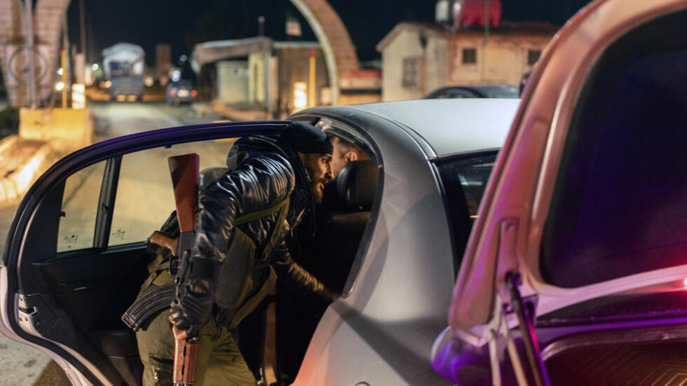 Syrie: un premier organigramme de la future armée dévoilé, des jihadistes étrangers en font partie. (RFI – 31/12/24)