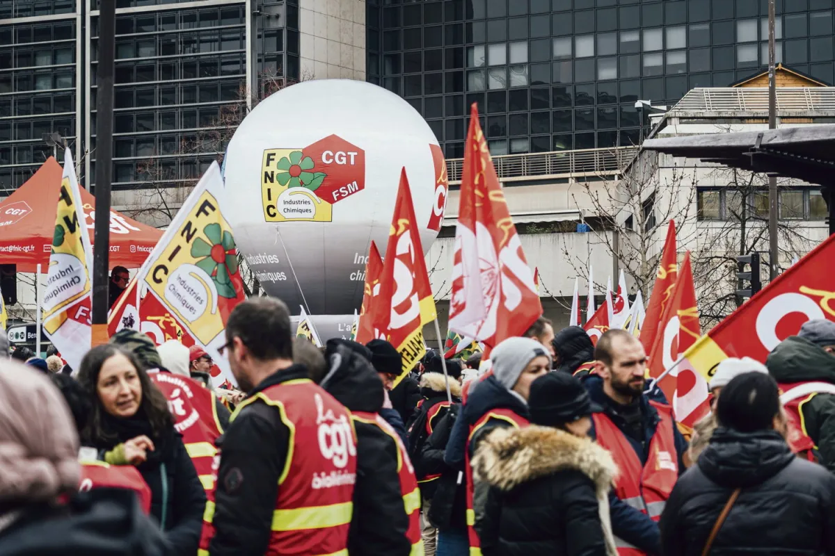« Qu’est-ce qu’il y a de « social » dans un plan social ? » : la CGT s’invite à Bercy pour dénoncer les suppressions d’emplois (H.fr-22/01/25)