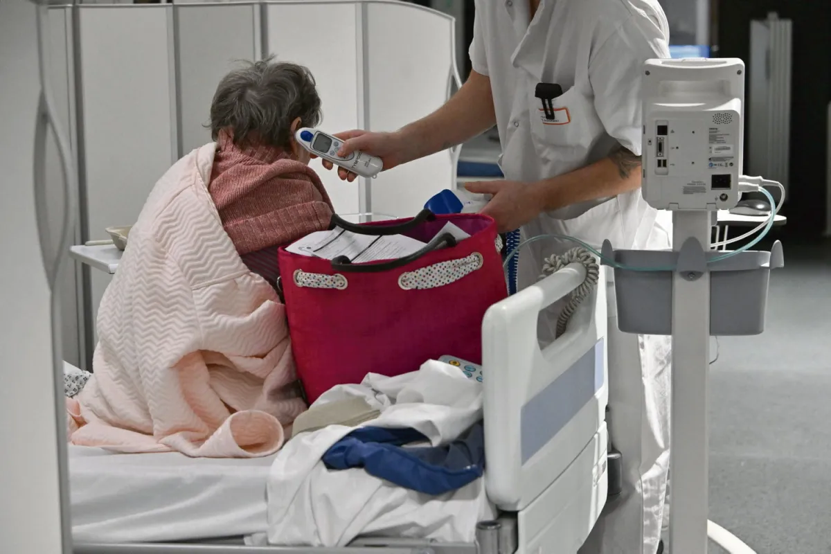 « Tous les hôpitaux ont atteint un seuil critique » : les soignants démunis face à l’épidémie de grippe (H.fr-19/01/25)