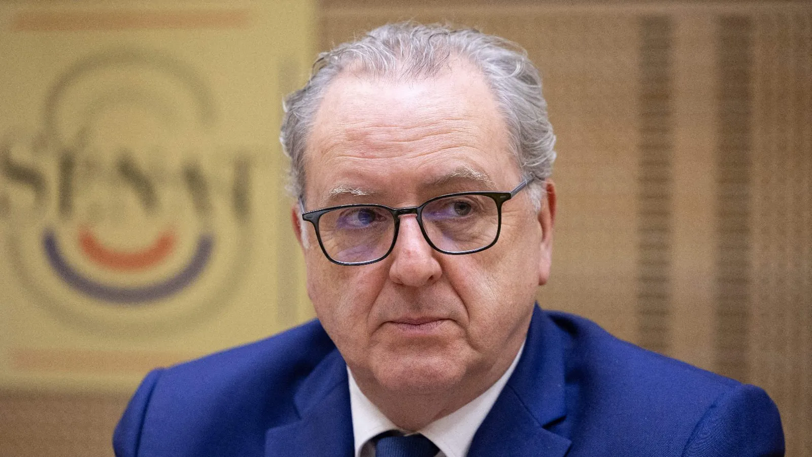Richard Ferrand nommé président du Conseil Constitutionnel à une voix près, grâce à l’abstention du RN (H.fr-19/02/25)