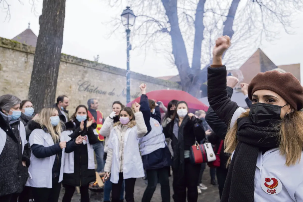 Près de 300 000 euros de dommages et intérêts : les salariées grévistes de l’Ehpad de Neuville remportent une belle victoire syndicale (H.fr-24/07/25)