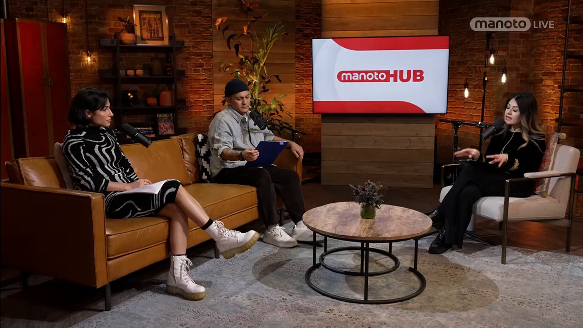 Iran. La diaspora monarchiste prend l’antenne. (Orient XXI – 14/07/25)