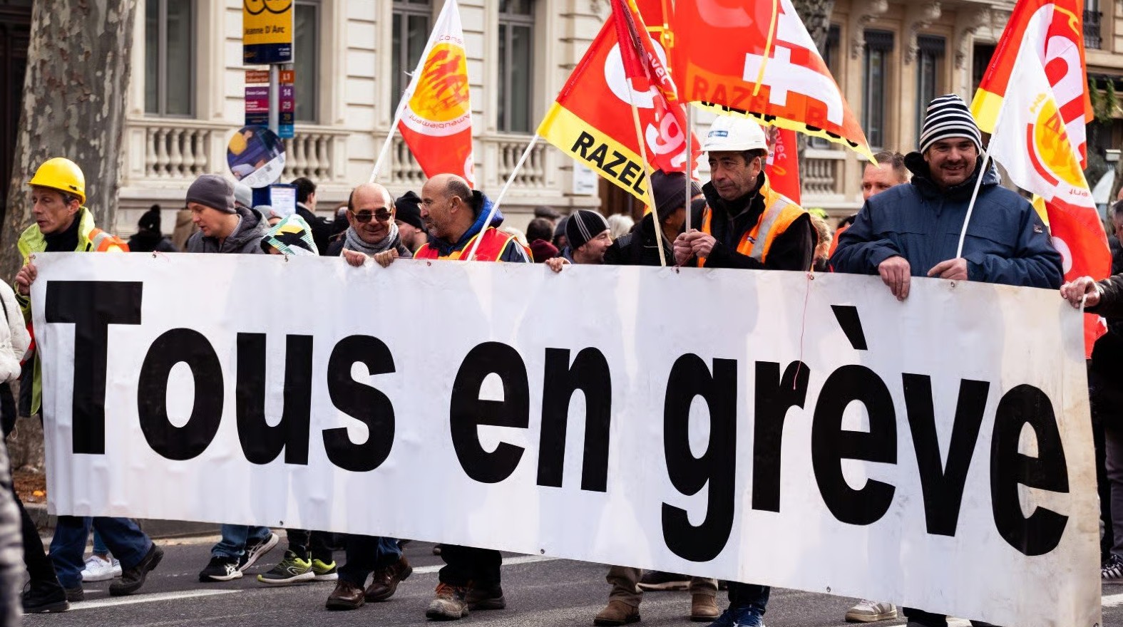 Contre l’attaque sans précédent des droits des travailleurs : la grève  ! (PRC-14/08/25)