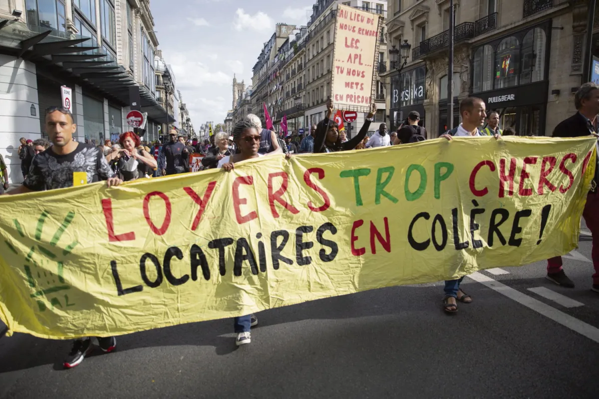 « On est face à une répression de la pauvreté » : quand les saisies sur salaires des loyers impayés étranglent les locataires les plus modestes (H.fr-13/08/25)