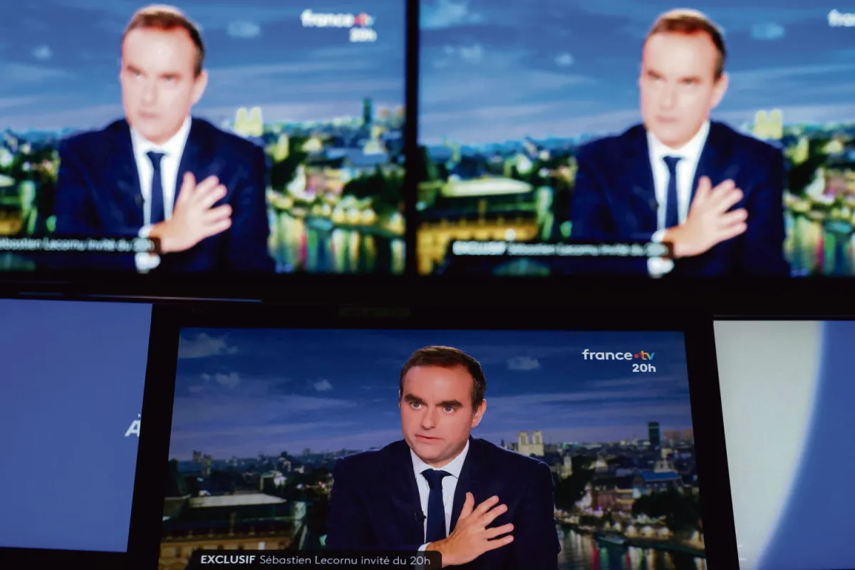 Crise politique : Sébastien Lecornu joue la montre pour Emmanuel Macron (H.fr-8/10/25)